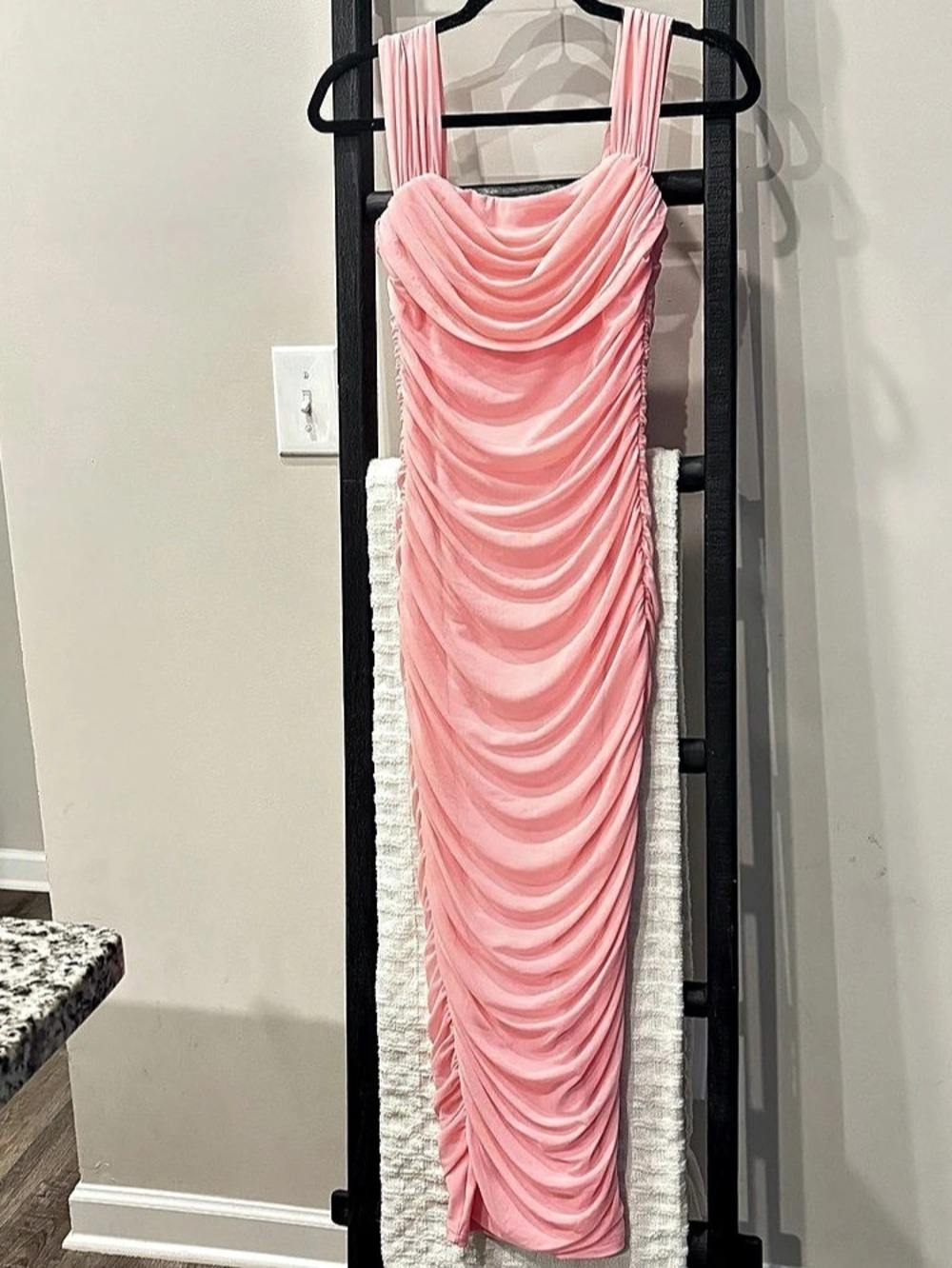 PrettyGarden Ruched Maxi Dress in Pink Size Small Like New